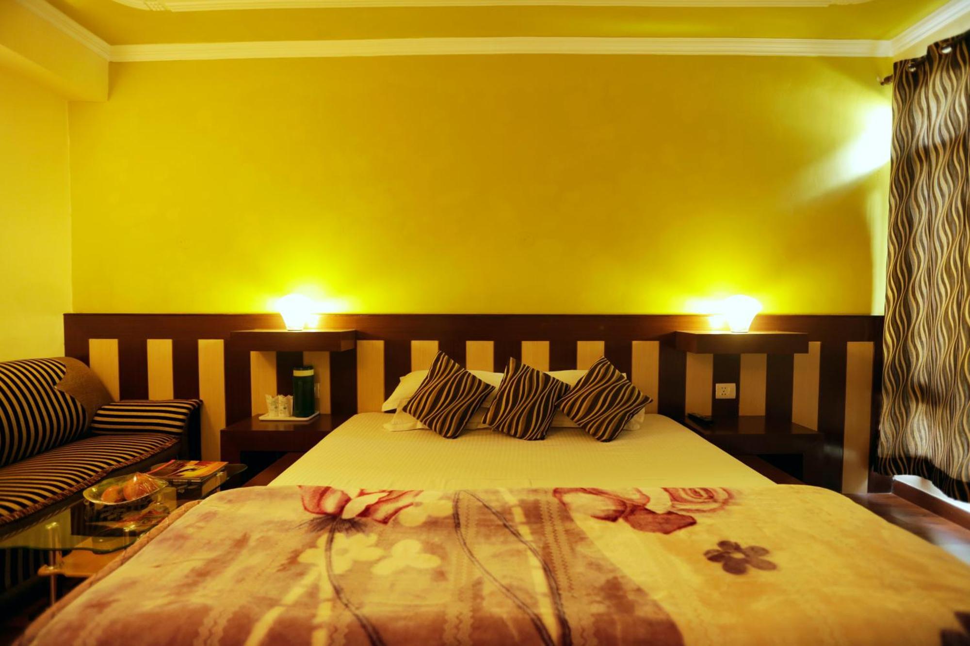 Hotel Glacier Resort Manāli Εξωτερικό φωτογραφία